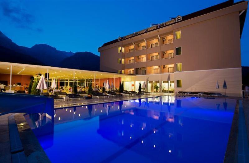 Castle Park Hotel Beldibi  Exterior photo